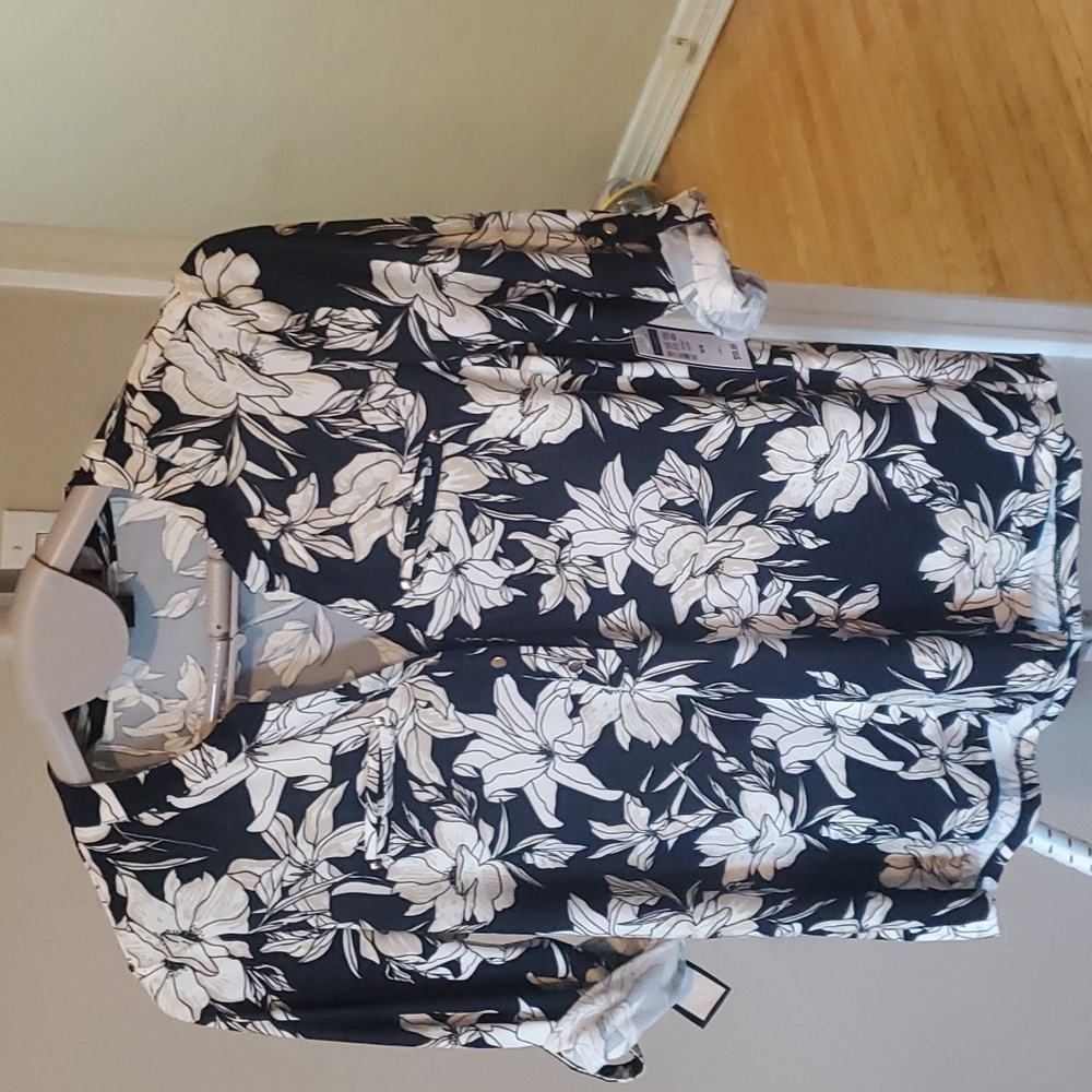 Beechers Brook New York Floral women's blouse - M